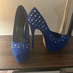Shoe Dazzle Blue Studded Stilettos Size 9